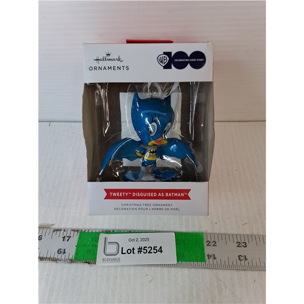 Tweety Bird Batman Tree Figurine- NIB