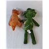 Image 2 : (2) Dinosaur Stuffies Up to 19.5"