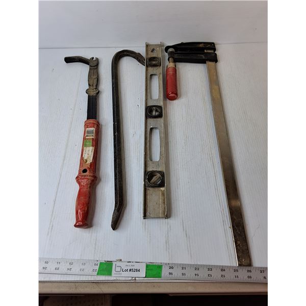 Level, Gooseneck, Nail Puller, Bar Clamp. Up to 27.5", Pickup Only