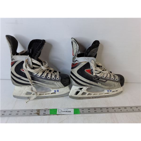 Boy's Bauer Hockey Skates-3