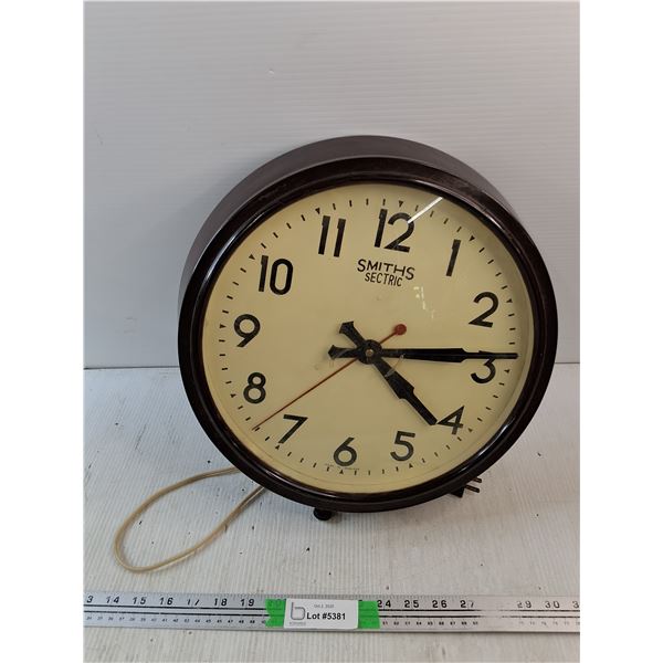 Vintage Smith Sectric Electric Wall Clock - Powers On, As Is 13"