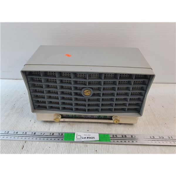 Vintage RCA Victor Radio - As Is