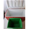 Image 3 : Coleman Cooler 23" x 12" x 14" -  PICK UP