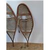 Image 3 : * A Pair of Snow Shoes 42" x 12", Cannot Ship