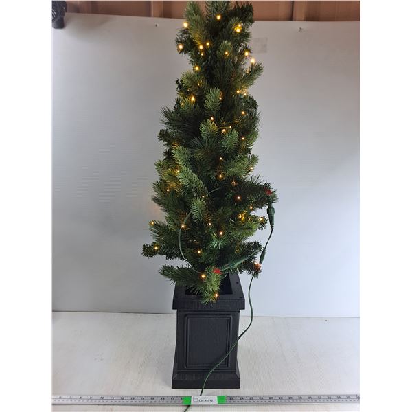 42" Christmas Tree (Plastic Base) - PICK UP ONLY