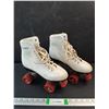 Image 1 : Vintage Dominion Roller Skates - Size 9