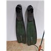 Image 2 : Mares Swim Fins 35", Fishing Spear - Cannot Ship