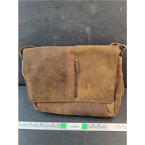 Adrian Kris Leather Carry Bag