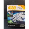 Image 2 : Star Wars Sealed Millennium Falcon