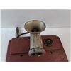Image 4 : Vintage The Regina Germany Meat Grinder