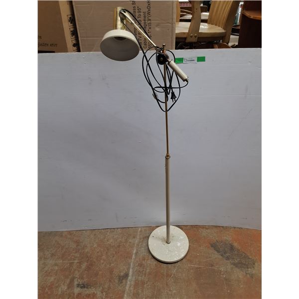 *Adjustable Floor Lamp, Needs Bulb, As Is, Cannot Ship