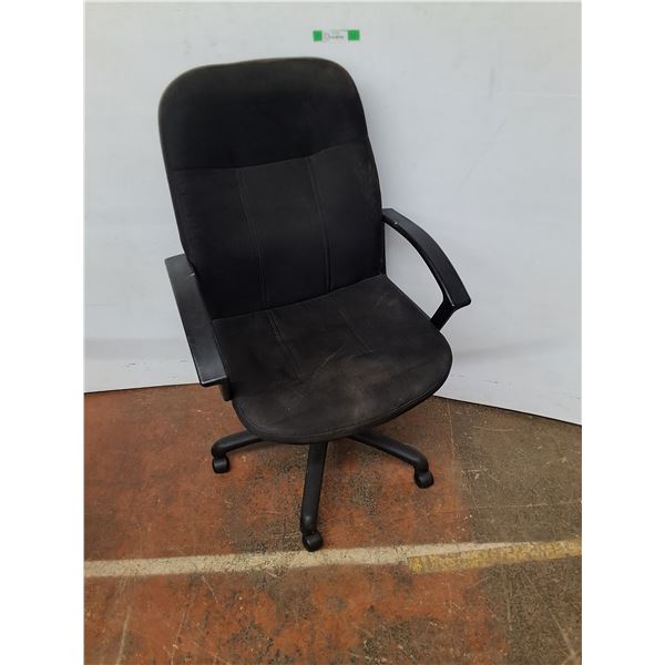 *Wheeled Office Chair, Cannot Ship