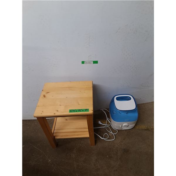*Vicks Humidifier, Powers On w/ Small Rectangular Wooden Table, Cannot Ship