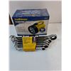 Image 2 : Ratcheting Combo Wrench Set,Lantern,LED Headlamp,Hex Key Set,Flashlight,Masonry Tool