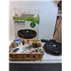 Image 1 : I Robot Roomba Vacuum - Charging - As Is