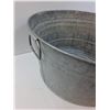 Image 2 : Galvanized Steel Wash Bucket - 23" x 11"