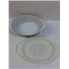 Image 3 : PYREX 2.5qt Lidded Casserole Dish - Spring Blossom Pattern