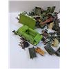 Image 2 : Plastic Toy Soliders & Vehicle Toy Set