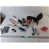 Image 1 : Animal Figurines, Ratchet, Paint Brushes