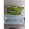 Image 2 : LED Growlight (Powers on)