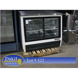 TRUE 75ID-48-4L  4' DELI CASE;