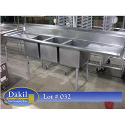 NSF  STAINLESS STEEL 102", 3 COMPARTMENT SINK, 16"X21" COMPARTMENTS, LEVER DRAINS;