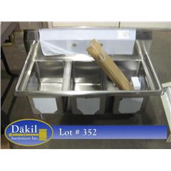 NEW    39" STAINLESS STEEL NSF 3 COMPARTMENT CONCESSION SINK;