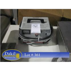24 VOLT AUTOMATIC BATTERY CHARGER;
