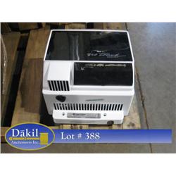 WORLD DRYER NT126  AUTOMATIC HAN DRYER;