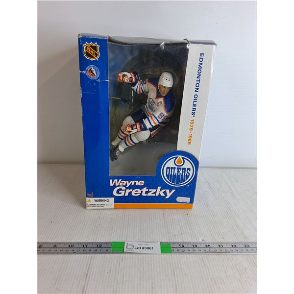Wayne Gretzky  12" Figure