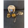 Image 2 : Mini Jewelry Box, Sugar Bowl, Dutch Style Vase, Misc.