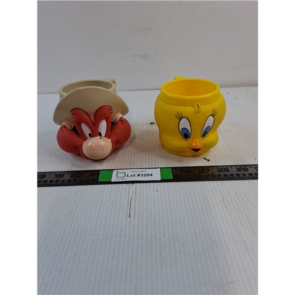 Vintage 1992 Disney Plastic Mugs-Yosemite Sam and Tweety Bird