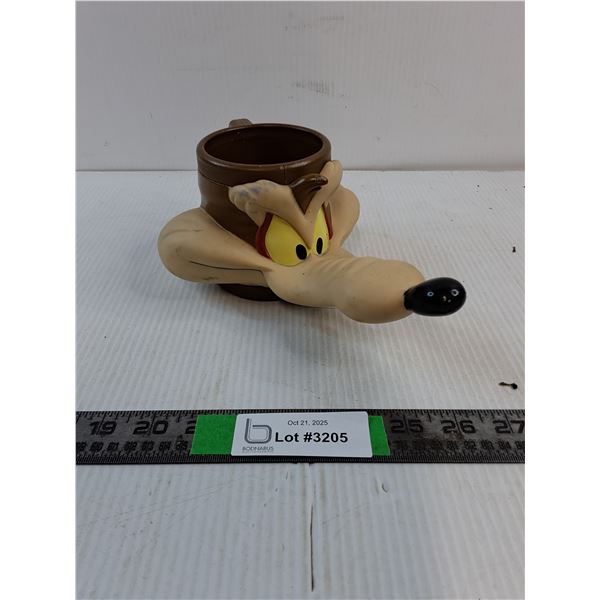Vintage 1992 Disney Wile E. Coyote Mug