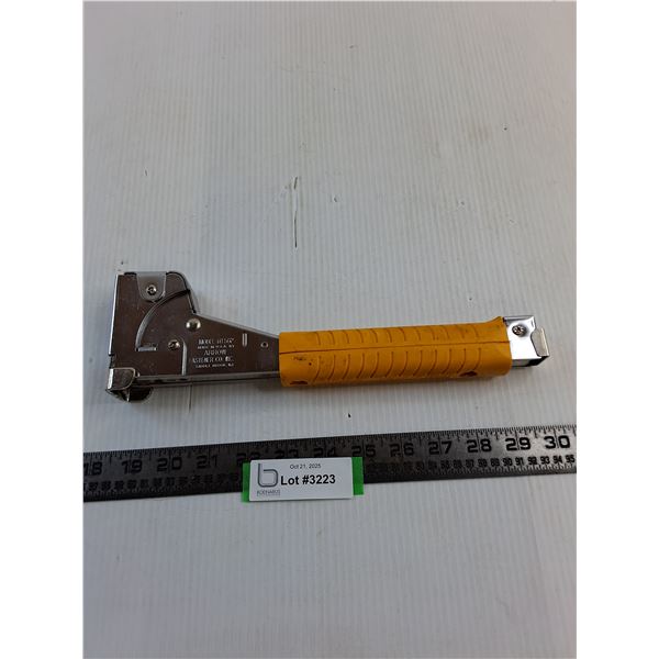 Arrow Hammer Tacker Stapler