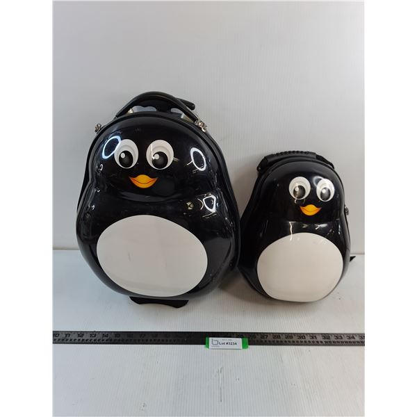 Heys Hard Body "Penguin" Roller Suitcase & Backpack Set - 17x13x7.5" & 12x10x6"