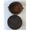 Image 2 : Vintage Cast Iron Dutch Oven - PICK UP