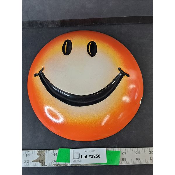 Ceramic Happy Face Wall Figurine 9.5"