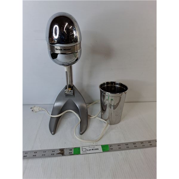 Salton Drink Mixer- Powers On