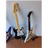 Image 3 : (3) Guitar Hero Guitars - As Is - PICK UP ONLY