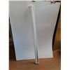 Image 3 : *Wall Projector Screen 60" x 42", Cannot Ship