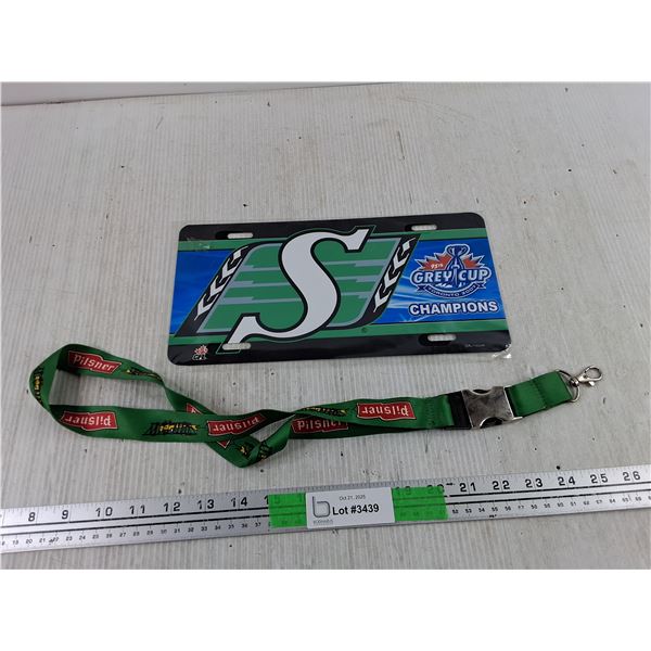 Saskatchewan Roughriders Front License Plate, Pilsner Neck Keychain