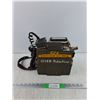 Image 1 : Vintage CN Portable Radio - As Is