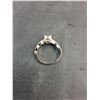 Image 3 : Clear Stone/Silver Band Costume Jewelry Ring - Size 9