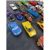 Image 2 : (27) Dinky Cars