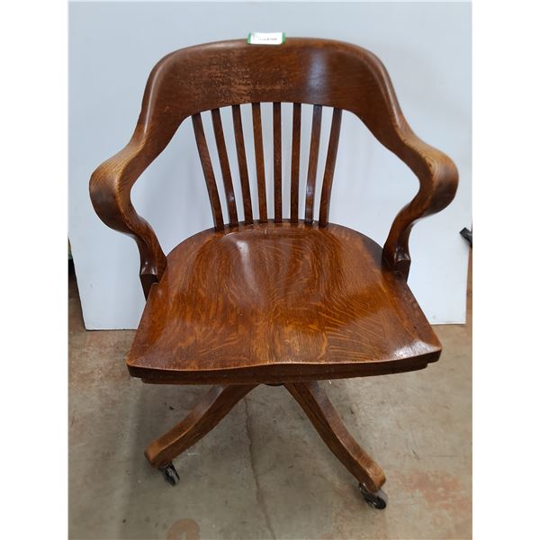 * Vintage Quarter-Cut Oak Rolling Desk Chair - Pickup Only