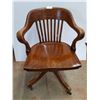 Image 1 : * Vintage Quarter-Cut Oak Rolling Desk Chair - Pickup Only