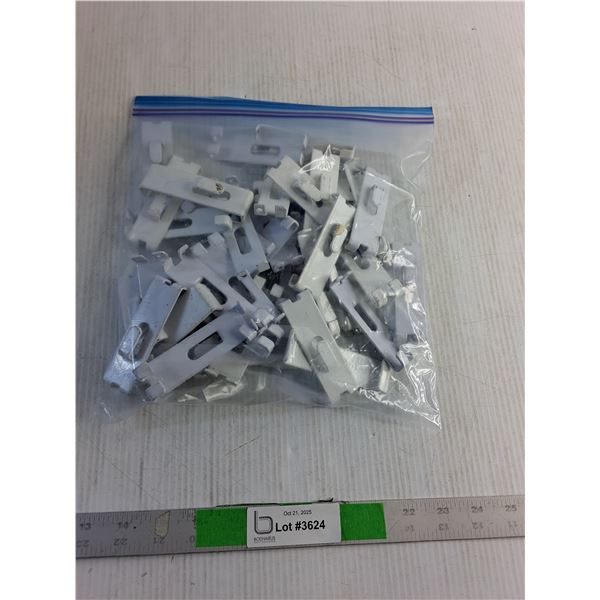 Gridwall Hooks (white) 3 1/2"