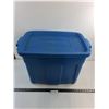 Image 1 : Rubbermaid Roughneck Storage Bin w/Lid - Pickup Only