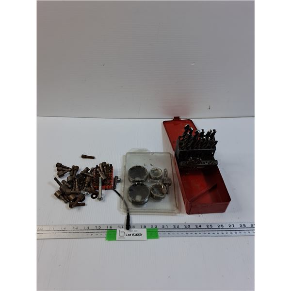 Tool Lot: Drill Bits, Hole Saw Bits, Various Sockets & Bits