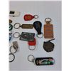 Image 4 : (20) Key Chains - Various